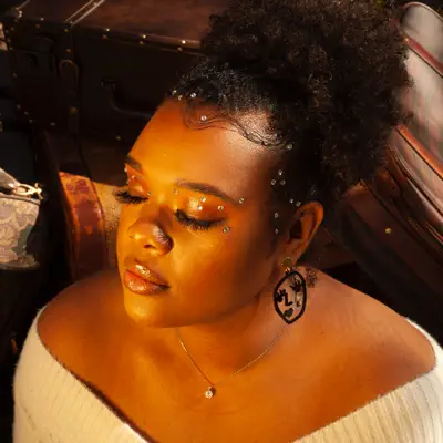 Listen to Miranda Rae, watch music videos, read bio, see tour dates & more!