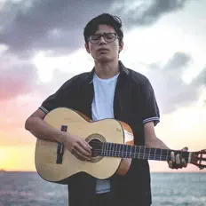 Poslechněte si interpreta Luis Poot, sledujte hudební videa, přečtěte si životopis, podívejte se na data turné a další informace.