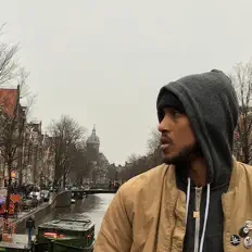 Escucha a DdotNice, mira vídeos musicales, lee la biografía, consulta fechas de giras y mucho más.