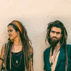 Ascolta Arumbo, guarda video musicali, leggi la biografia, vedi le date del tour & altro!