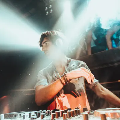 Listen to Diego Maciel, watch music videos, read bio, see tour dates & more!