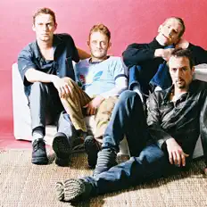 Écoutez Kelvin Declined, regardez des vidéoclips, lisez la biographie, consultez les dates de tournée et plus encore !