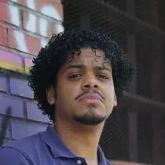 Gedeón Lahuellamusicalを聴いたり、ミュージックビデオを鑑賞したり、経歴やツアー日程などを確認したりしましょう！