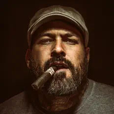 Rocco Vargasを聴いたり、ミュージックビデオを鑑賞したり、経歴やツアー日程などを確認したりしましょう！