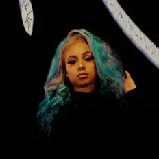 聆聽 Ladyy Acee、觀看音樂影片、閱讀小傳、查看巡演日期等！