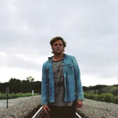 Ouve Modern Love Child, vê vídeos de música, lê a biografia, vê as datas da digressão e muito mais!