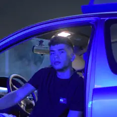 收听 Nimo、观看音乐视频、阅读小传、查看巡演日期等 ！