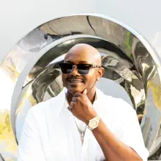 收听 Jojo Hailey、观看音乐视频、阅读小传、查看巡演日期等 ！