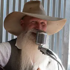 Listen to Johnny Lloyd, watch music videos, read bio, see tour dates & more!