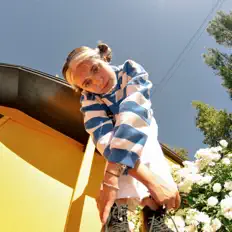 Escucha a Lauren Jayne, mira vídeos musicales, lee la biografía, consulta fechas de giras y mucho más.