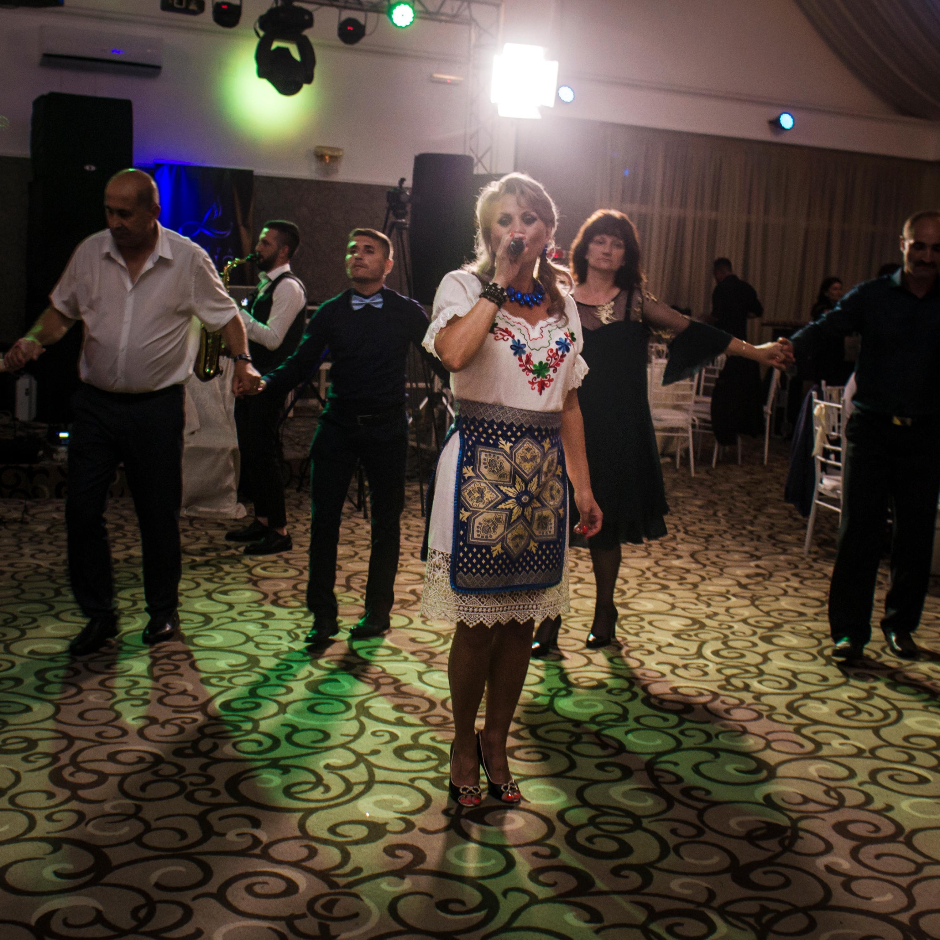 Voi prietenii mei (Live) - Single