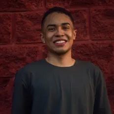 Escucha a Amhir Amhed, mira videos musicales, lee su biografía, consulta las fechas de las gira y más.