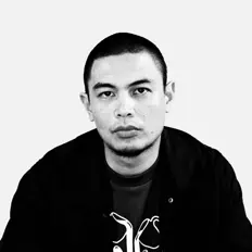 Ascolta Ello. C, guarda video musicali, leggi la biografia, vedi le date del tour & altro!