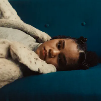 Listen to Naya Shea, watch music videos, read bio, see tour dates & more!