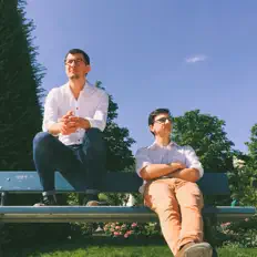 Dengarkan VALEM, tonton video musik, baca bio, lihat tanggal tur & lainnya!