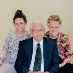 收听 The David Abbott Family、观看音乐视频、阅读小传、查看巡演日期等 ！