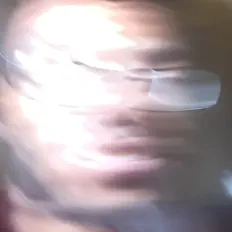 Poslechněte si interpreta Solace, sledujte hudební videa, přečtěte si životopis, podívejte se na data turné a další informace.