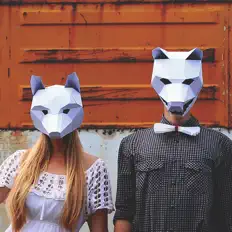 Two from Zoo: песни, клипы, биография, даты выступлений и многое другое.