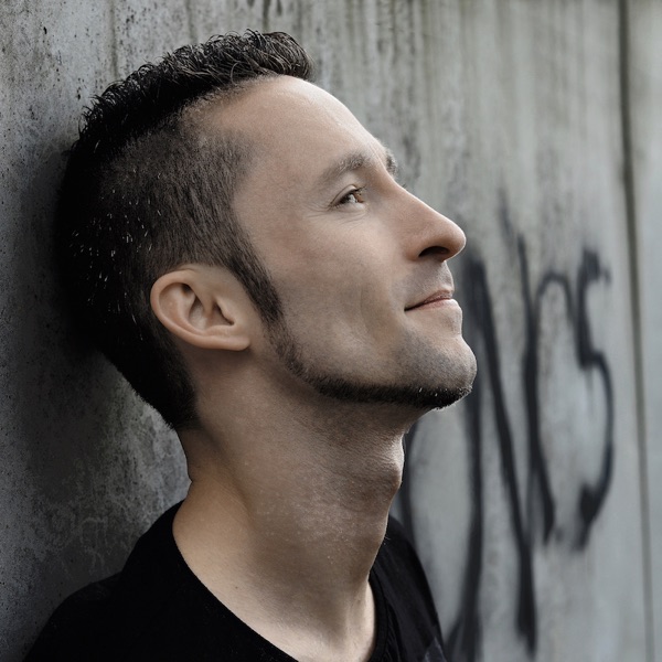 Aurelien Stireg's avatar