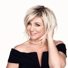 Ascolta Lindsay, guarda video musicali, leggi la biografia, vedi le date del tour & altro!