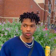 Poslechněte si interpreta Fadeawaytre, sledujte hudební videa, přečtěte si životopis, podívejte se na data turné a další informace.