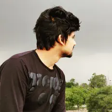 Luister naar Moin Balot, bekijk muziekvideo's, lees de bio, bekijk de tourdata, en meer!