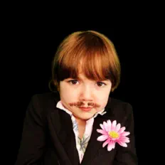 Escucha a Jolee, mira videos musicales, lee su biografía, consulta las fechas de las gira y más.