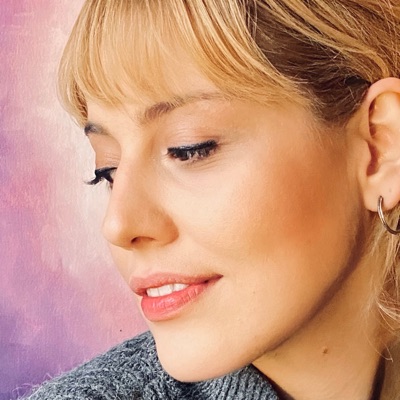 Listen to Damla Topçu, watch music videos, read bio, see tour dates & more!