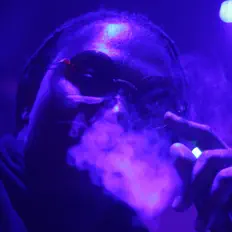 收听 Lil Buckss、观看音乐视频、阅读小传、查看巡演日期等 ！