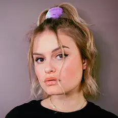 Dengarkan Lillux, tonton video musik, baca bio, lihat tanggal tur & lainnya!