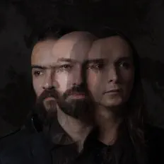 Dengarkan Monodram, tonton video musik, baca bio, lihat tanggal tur & lainnya!