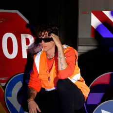 Dengarkan Soe, tonton video musik, baca bio, lihat tanggal tur & lainnya!