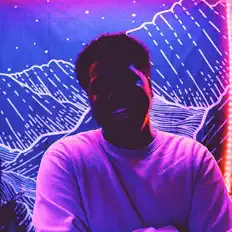 Écoutez Rosiji, regardez des vidéoclips, lisez la biographie, consultez les dates de tournée et plus encore !