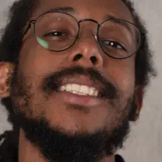 Tchêlê Mickeを聴いたり、ミュージックビデオを鑑賞したり、経歴やツアー日程などを確認したりしましょう！