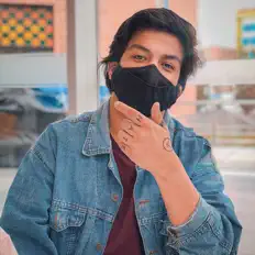 Poslechněte si interpreta Mateo Smoke, sledujte hudební videa, přečtěte si životopis, podívejte se na data turné a další informace.