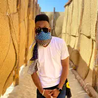 收听 undefined、观看音乐视频、阅读小传、查看巡演日期等 !