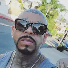 Poslechněte si interpreta Lil Roy, sledujte hudební videa, přečtěte si životopis, podívejte se na data turné a další informace.