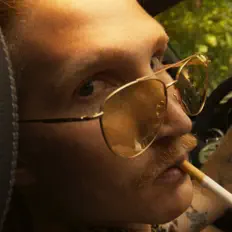 Andi Gを聴いたり、ミュージックビデオを鑑賞したり、経歴やツアー日程などを確認したりしましょう！