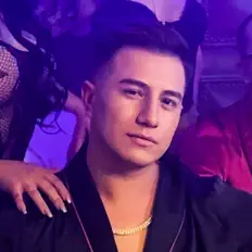 Écoutez David Torres, regardez des vidéoclips, lisez la biographie, consultez les dates de tournée et plus encore !