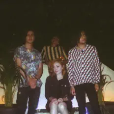 Escucha a Electrum, mira videos musicales, lee su biografía, consulta las fechas de las gira y más.