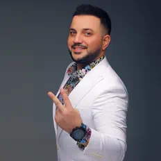 Ayaz Qasımov सुनें, म्यूज़िक वीडियो देखें, बायो पढ़ें, दौरे की तारीखें और बहुत कुछ देखें!