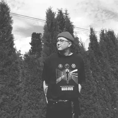 Listen to paleboi, watch music videos, read bio, see tour dates & more!