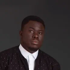 P.Sho을(를) 듣고, 뮤직 비디오를 보고, 약력을 읽고, 투어 일정 등을 확인하세요!