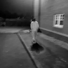 收听 IsolaKing、观看音乐视频、阅读小传、查看巡演日期等 ！