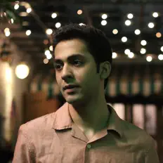 聆聽 Vaibhav Malhotra、觀看音樂影片、閱讀小傳、查看巡演日期等！