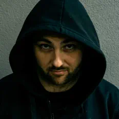 Ascolta Patti, guarda video musicali, leggi la biografia, vedi le date del tour & altro!