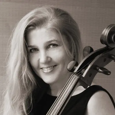 Listen to Eva Brönner, watch music videos, read bio, see tour dates & more!