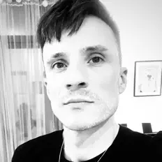Liam Thomasを聴いたり、ミュージックビデオを鑑賞したり、経歴やツアー日程などを確認したりしましょう！