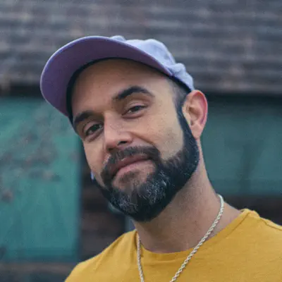 Listen to Chris Del Camino, watch music videos, read bio, see tour dates & more!