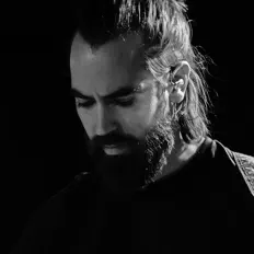 Listen to Julien Glabs, watch music videos, read bio, see tour dates & more!